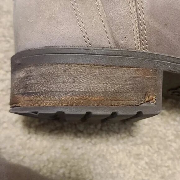 🎉 UGG leather "Silva" leather Moto Boots 🎉 - Picture 3 of 12